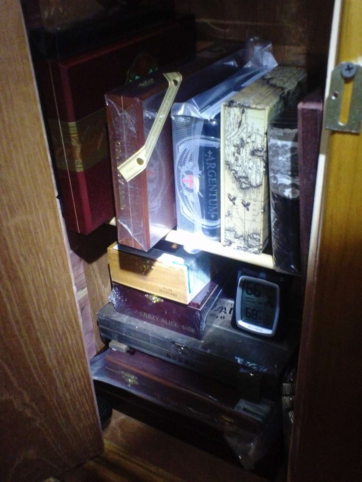 Humidor (homemade) bottom 1